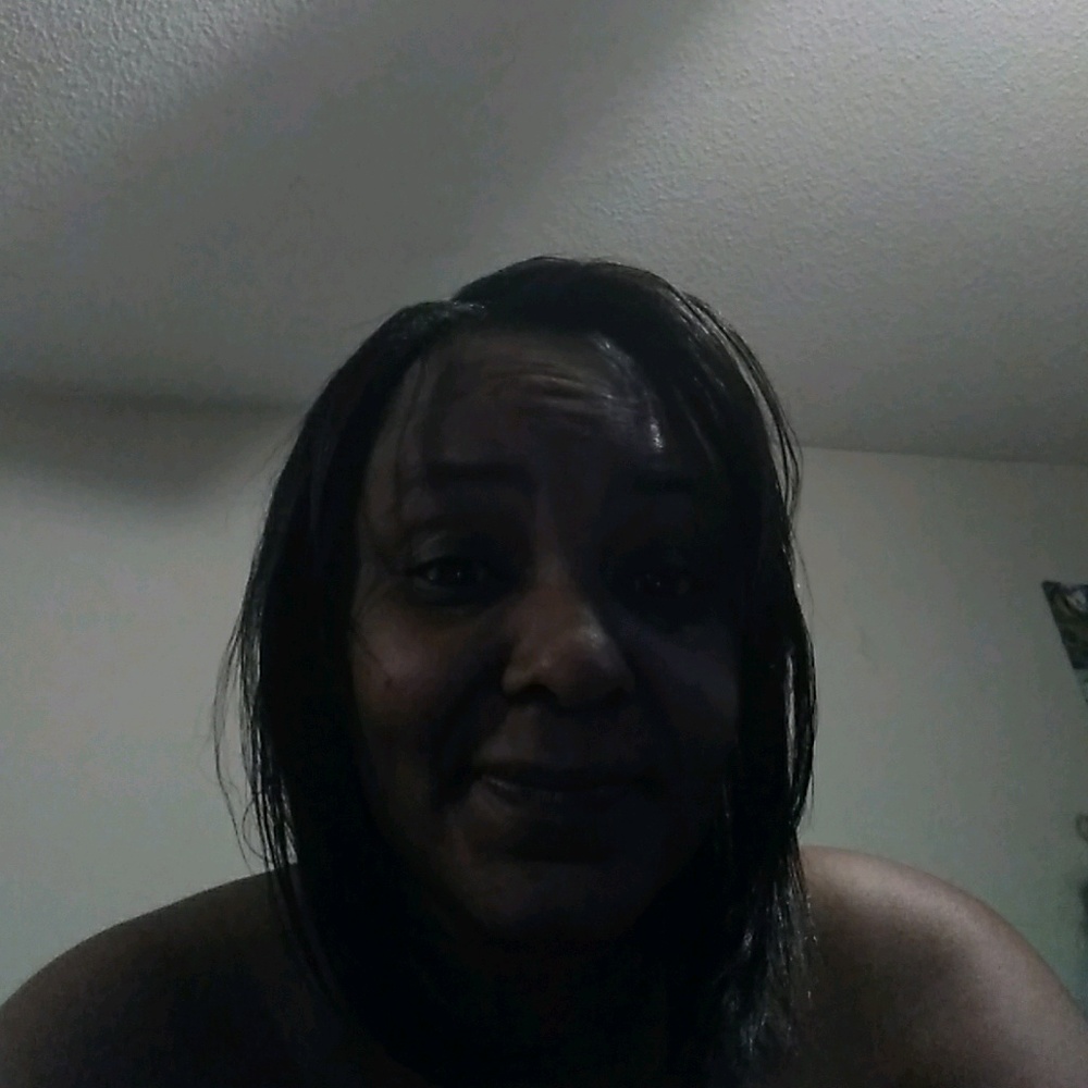 Meet your Posher, Latisha